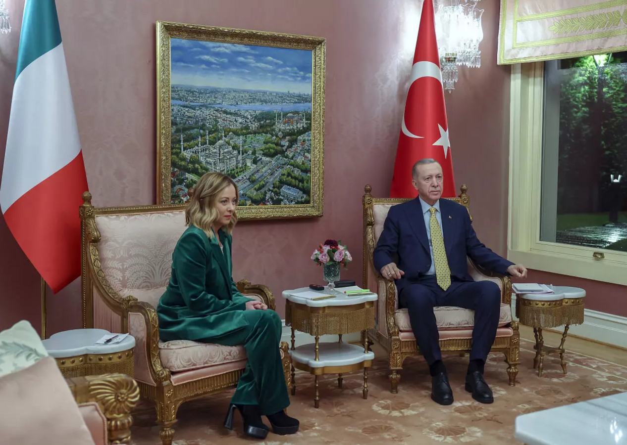 Cumhurbaşkanı Recep Tayyip Erdoğan, İtalya Başbakanı Giorgia Meloni'yi kabul etti!
