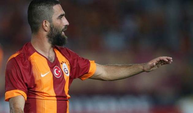Arda Turan, G.Saray'a geleceği tarihi açıkladı!