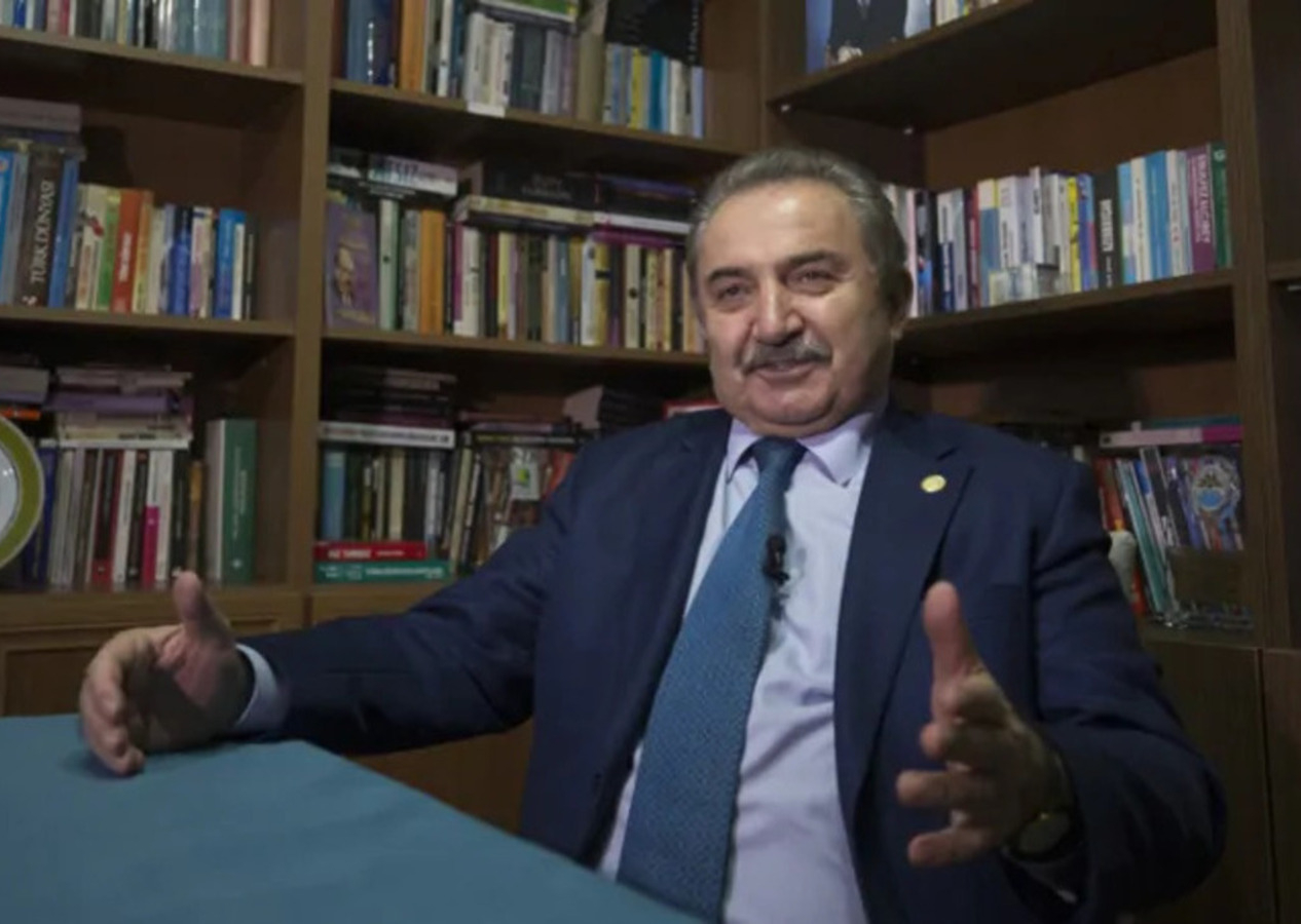 Namık Kemal Zeybek'den hadsiz çıkış: Milletin tercihini hedef aldı! ''AK Parti'nin kapatılması için dosya hazırladık''