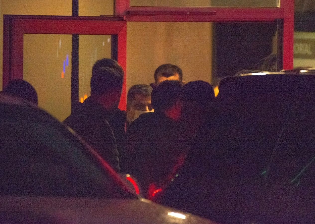 Selahattin Demirtaş hastaneye kaldırılan annesini görmek için Diyarbakır'a getirildi