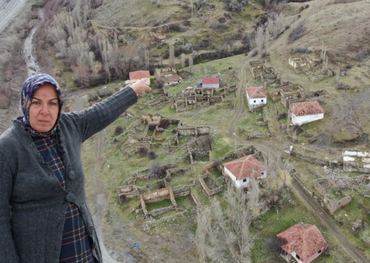 Sivas Şarkışla'da cinlerin bastığı söylentisi köyün terk edilmesine neden oldu