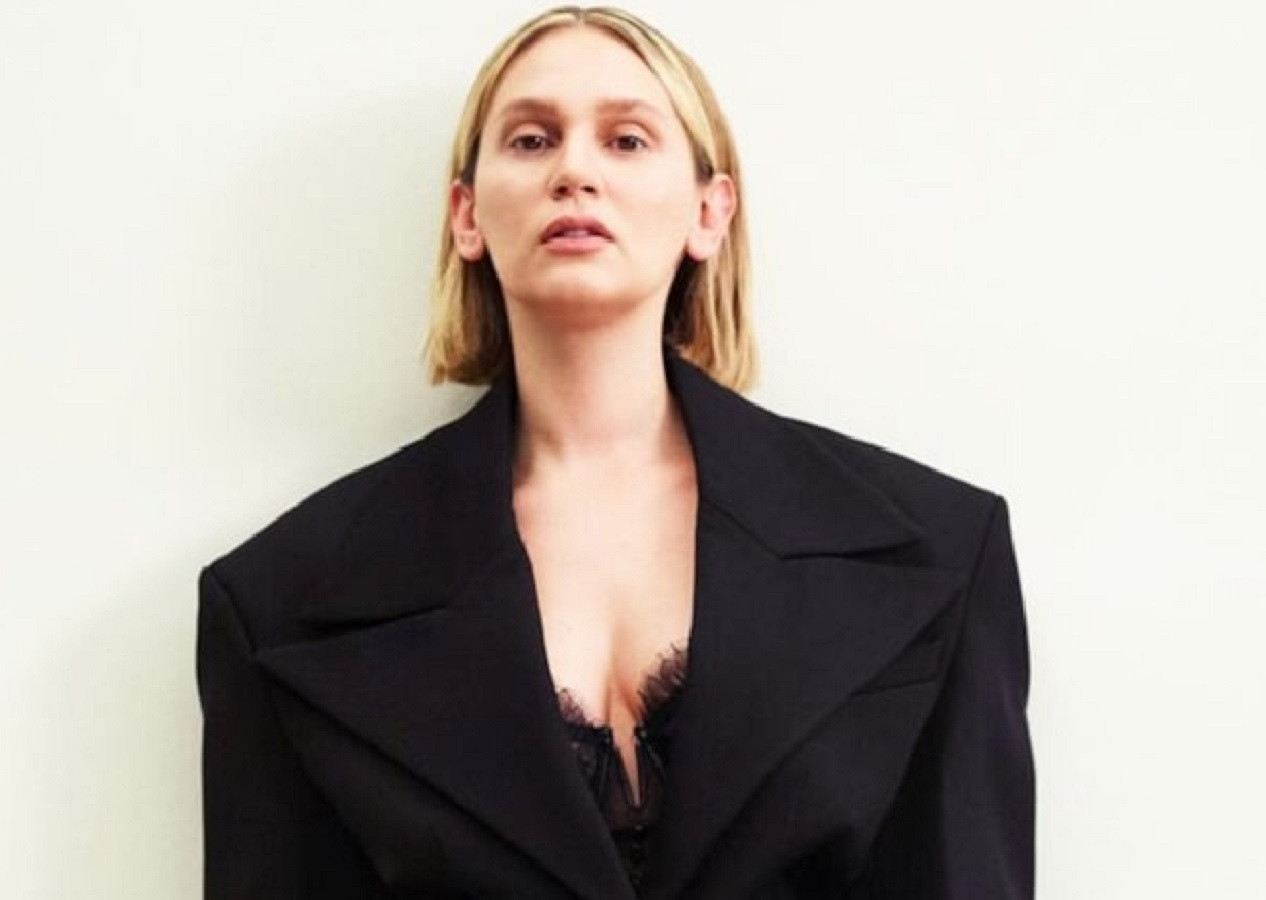 Farah Zeynep Abdullah "çirkinsin ve iğrençsin" yorumuna kayıtsız kalamadı! Yorum yapan kişiyi paylaştı...