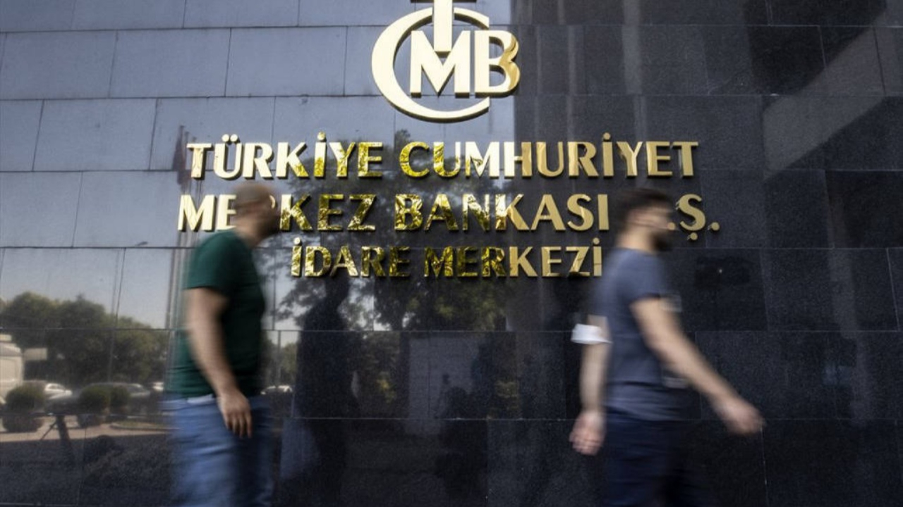 Merkez ‘gerektiğinde faiz artırmaya hazırım’ dedi