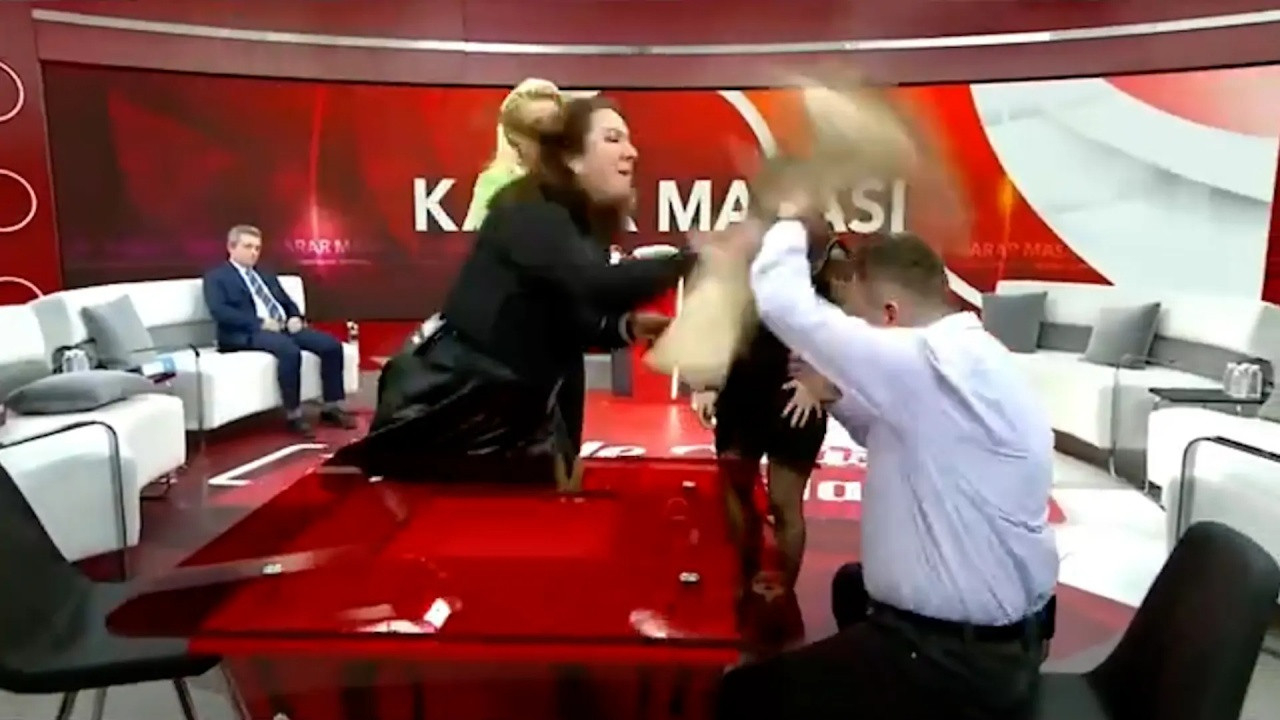 Karısına ve sevgilisine aynı yüzüğü alan adamdan ilginç savunma: Kampanya vardı
