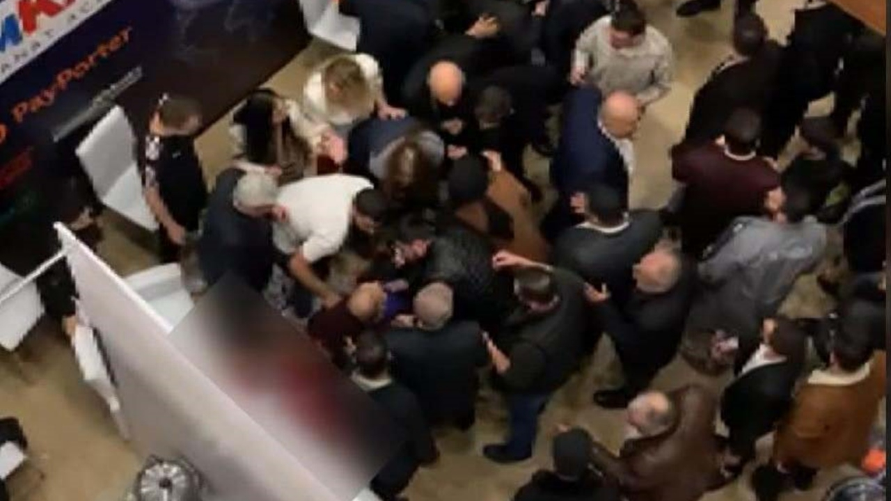 Fuar alanında kan döküldü! İş insanı Nedim Kaya'ya silahlı saldırı