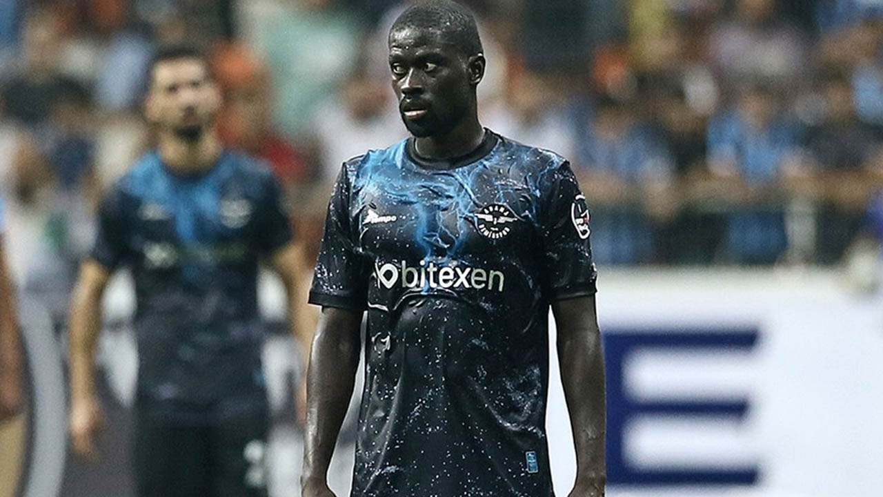 Adana Demirspor'da yaprak dökümü devam ediyor! Badou Ndiaye de takıma veda etti