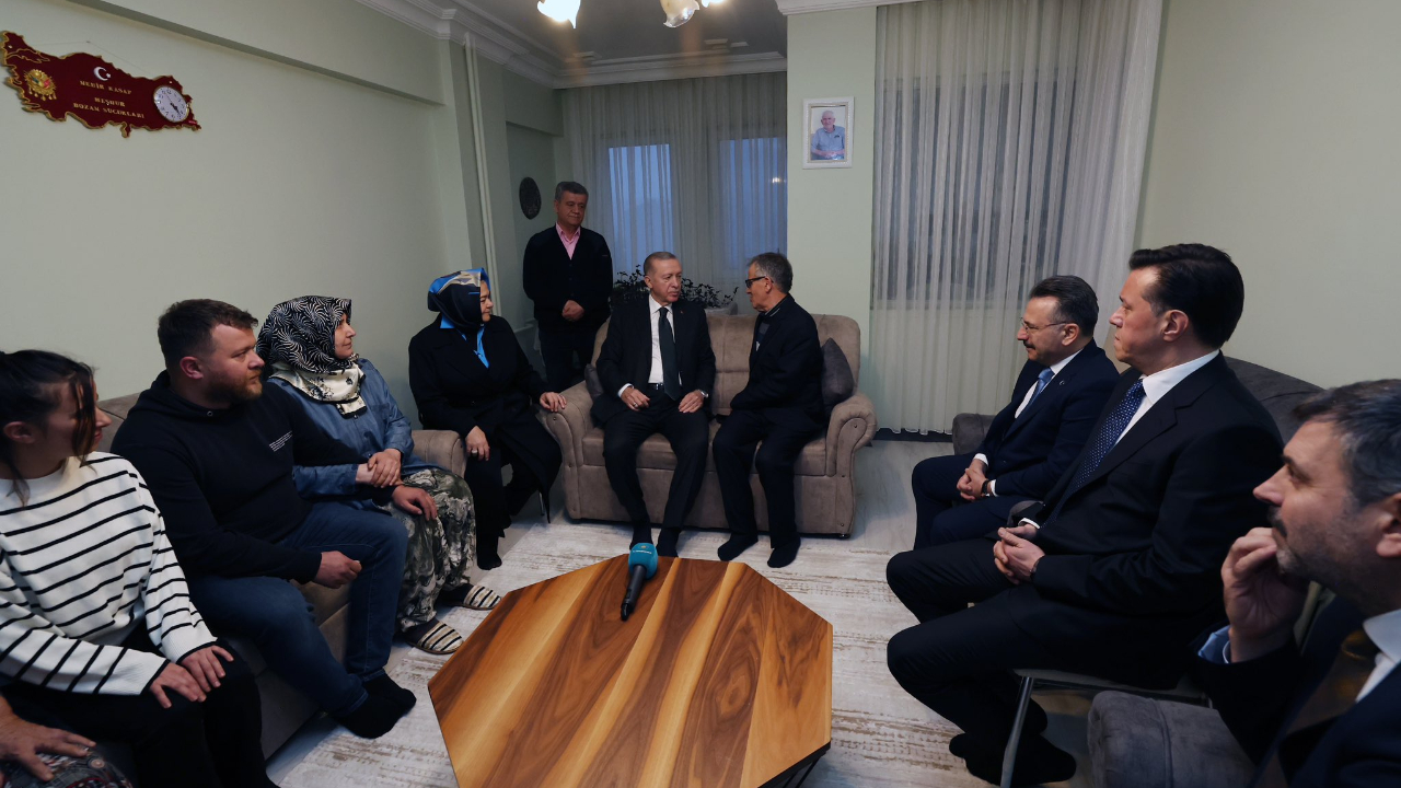 Cumhurbaşkanı Erdoğan şehit Tunahan Evcin'in ailesine taziye ziyaretinde bulundu
