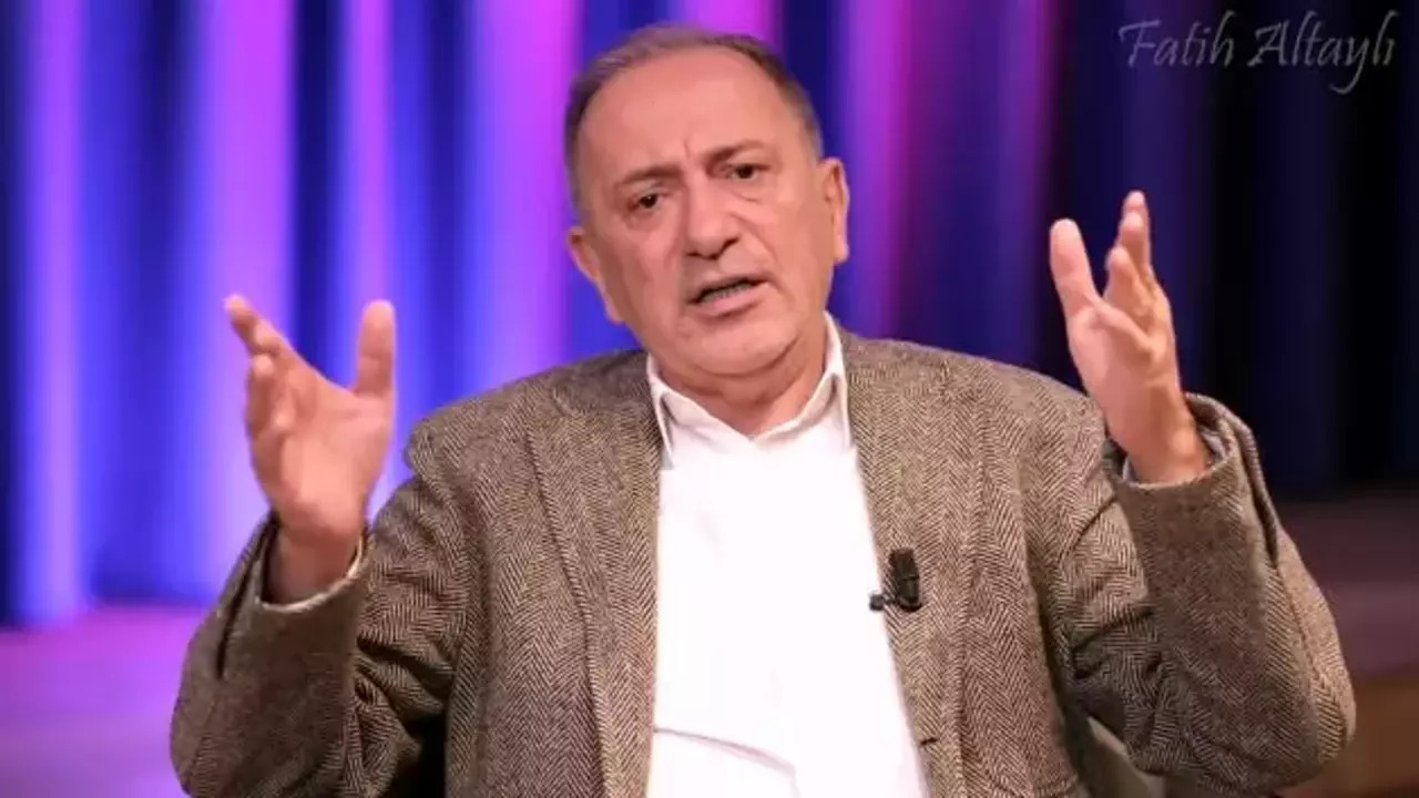 Fatih Altaylı zıvanadan çıktı: Zart zurt ayetiyle parti tercihi yapmıyoruz!