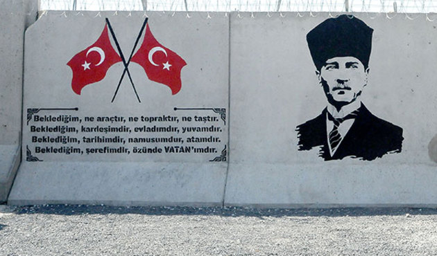 Asker hem yazdı hem çizdi...