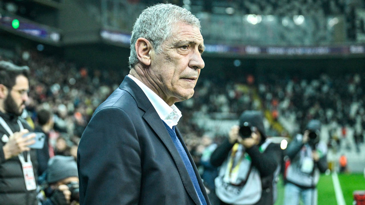 Fernando Santos istedi, yönetim tecrübeli oyuncunun transferine izin vermedi