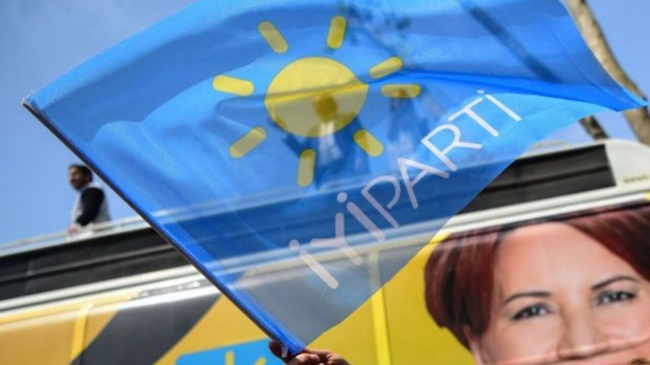 İYİ Parti’de deprem: Rize'de 200 partili istifa etti