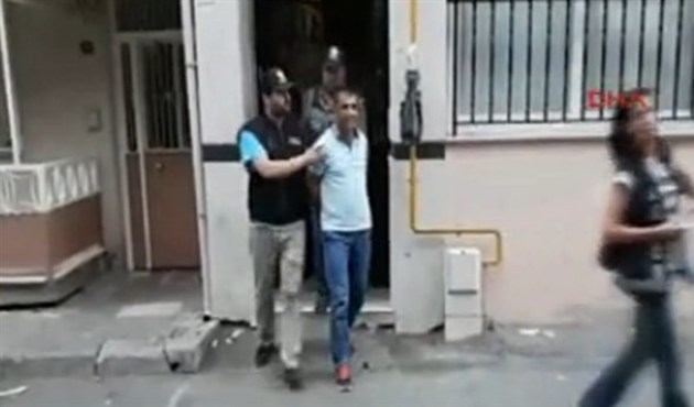 İzmir'de DHKP-C ve MLKP'ye operasyon!