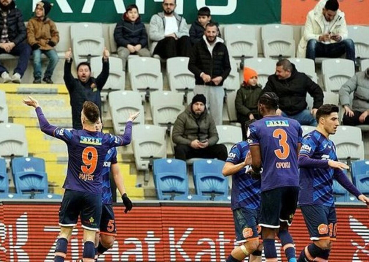 Başakşehir 2 - 0 İstanbulspor | Maçın özeti