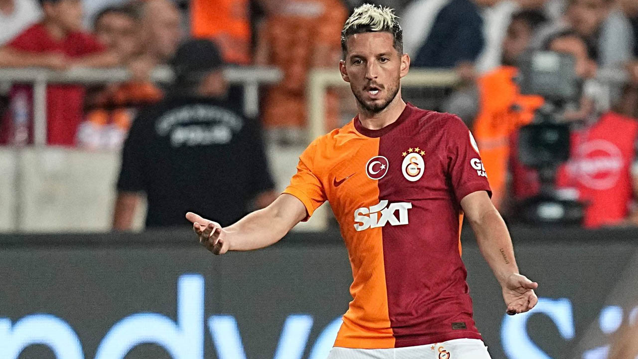 Galatasaraylıları havalara uçuran haber! Astronomik teklifi reddedip takımda kalmaya karar verdi: Tek hedefi şampiyonluk