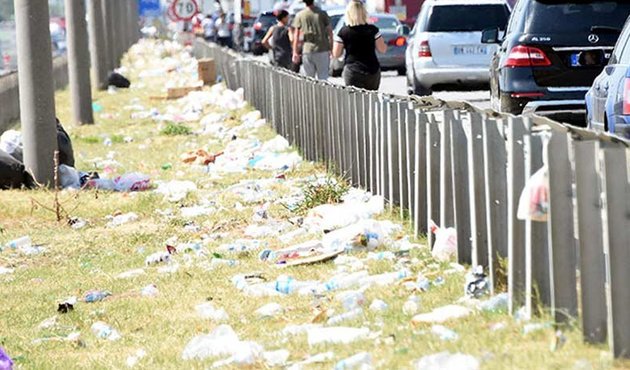 İsyan ettiren görüntü! "Cennet vatan" dediler, giderken çöplüğe çevirdiler