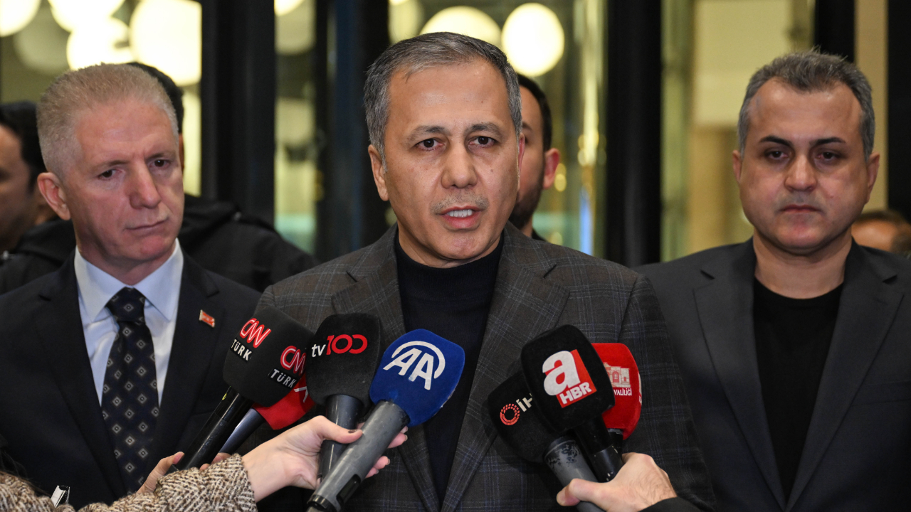 Bakan Yerlikaya'dan Küçükçekmece saldırısı sonrası açıklama: Valilik ve İstihbaratla birlikte çalışıyoruz