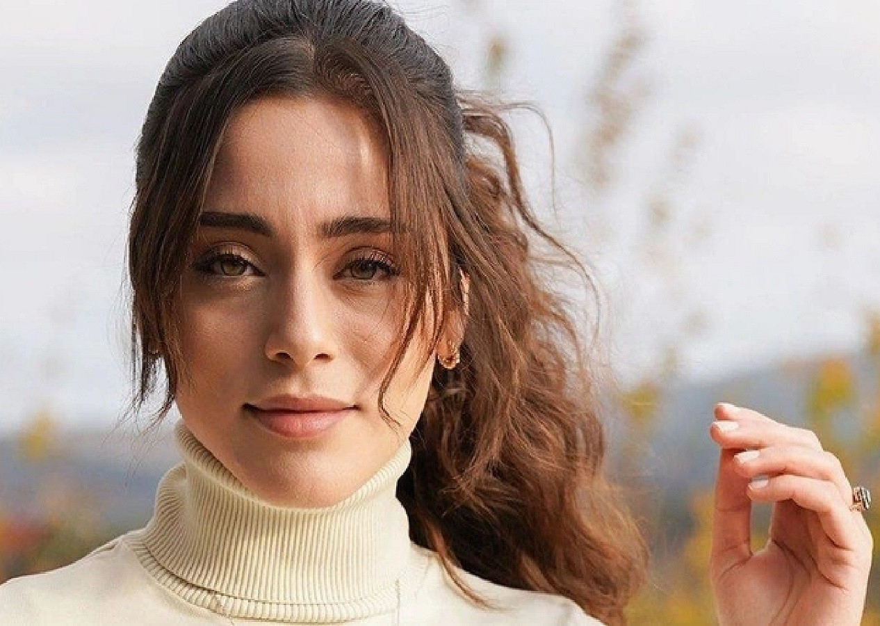 Sosyal medyada gündem oldu! Sıla Türkoğlu'nun pozlarına yorum yağdı! "Bu ne güzellik"