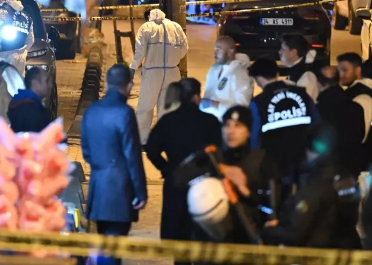 AK Parti Küçükçekmece programına saldırı ile ilgili sıcak gelişme: O araç bulundu! Kimlikler tespit edildi...