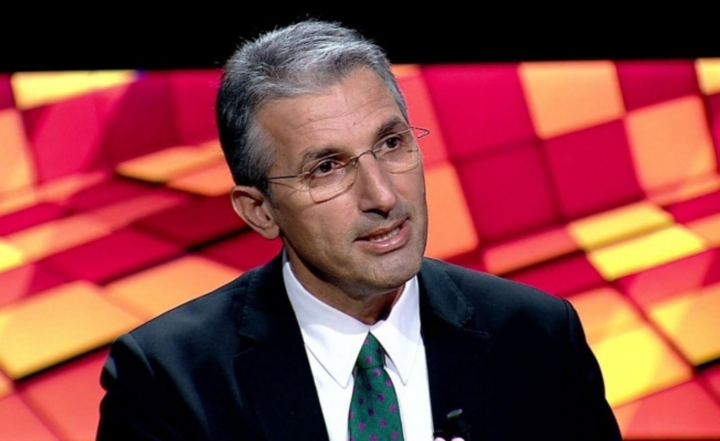 FETÖ'nün 'diriliş mesajları' sonrası Nedim Şener'den dikkat çeken sözler! Cumhurbaşkanı Erdoğan'a seslendi...