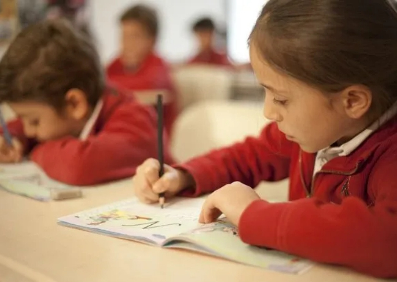MEB'den dikkat çeken tatil kararı: Tatil süresi kısalacak, okul süresi artacak!