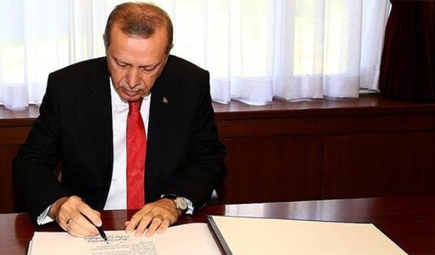 Cumhurbaşkanı Erdoğan'dan üç üniversiteye rektör ataması!