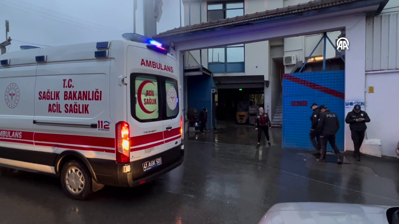 Gebze'de dökümhanede patlama: Yaralılar var!