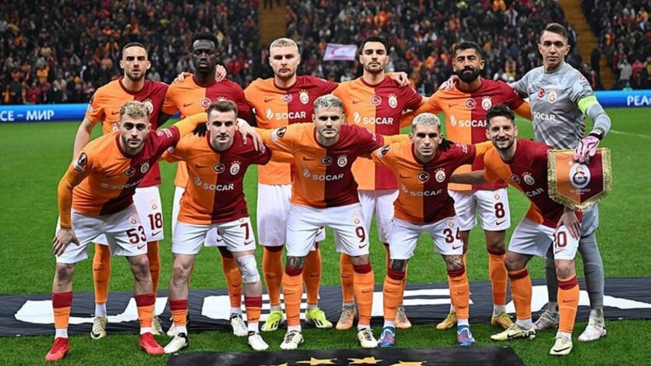 Galatasaray'da şok sakatlık! Maça devam edemedi