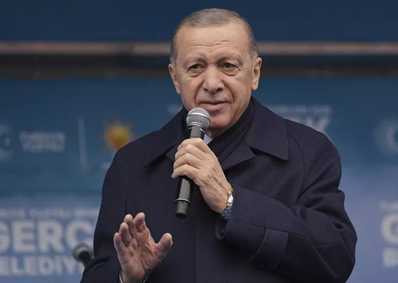 Cumhurbaşkanı Erdoğan'dan emeklilere bayram ikramiyesi müjdesi! "3 bin liraya çıkarıyoruz"