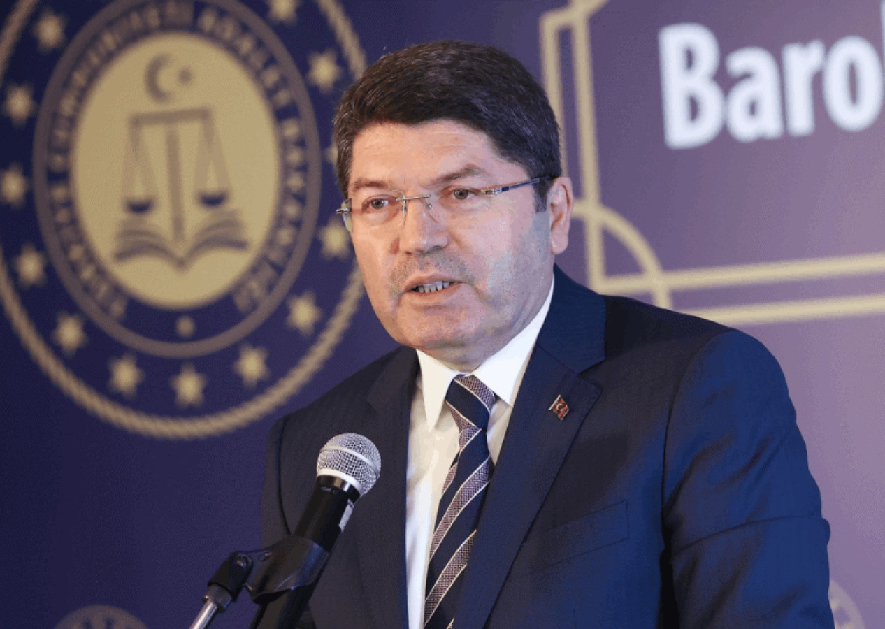 Göreve iade edilen FETÖ'cü hakim ve savcılar yeniden ihraç edilebilir! Bakan Tunç'tan dikkat çeken açıklama...