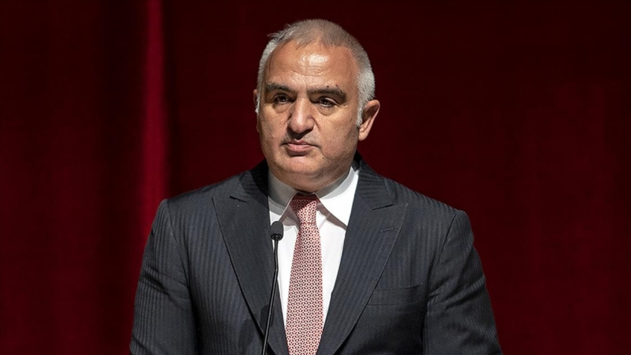 Bakan Ersoy 2028 turizm hedefini paylaştı! Hedefimiz turist sayısında dünyada ilk 3 sırada yer almak