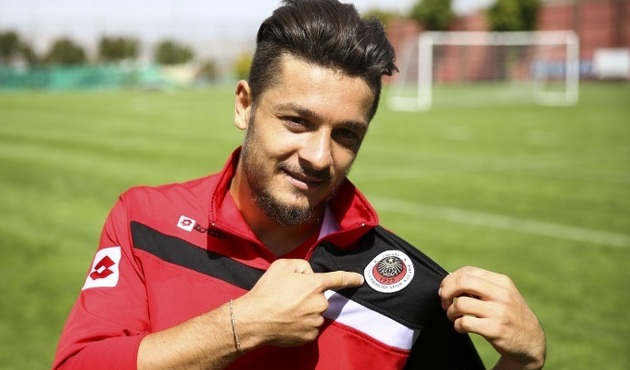 Beşiktaş'ta sıcak saatler! Beck'in yerine o geliyor...