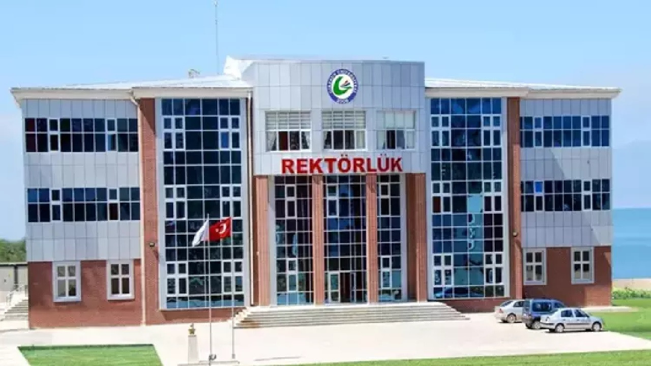 Araştırma Görevlisi, Dr. Öğretim Üyesi, Doçent ve Profesör adayları dikkat! Yeni ilanlar Resmi Gazete'de yayımlandı!