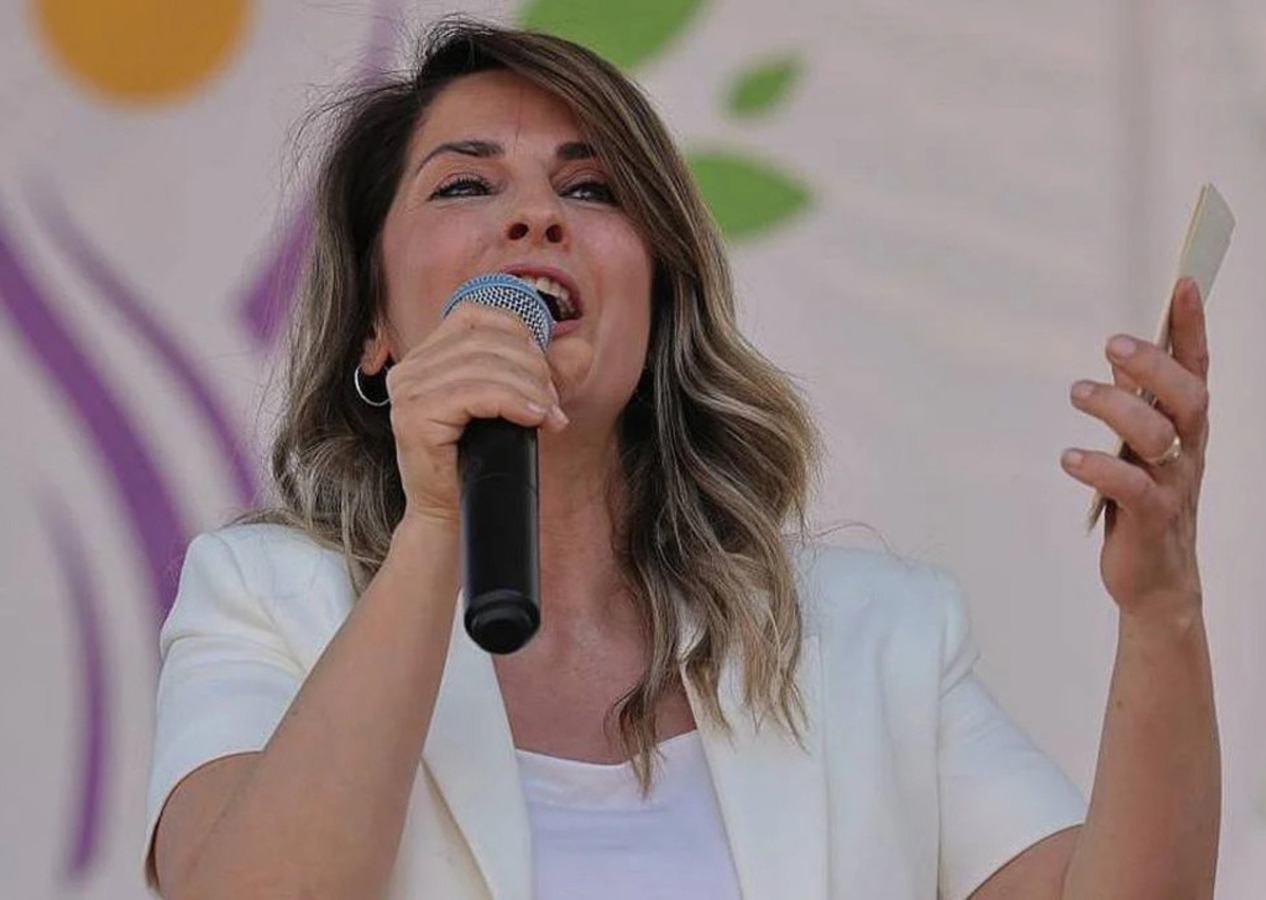 Adaylıktan geri çekilmişti! Desteğini ilan etti: Başak Demirtaş'tan İstanbul paylaşımı...