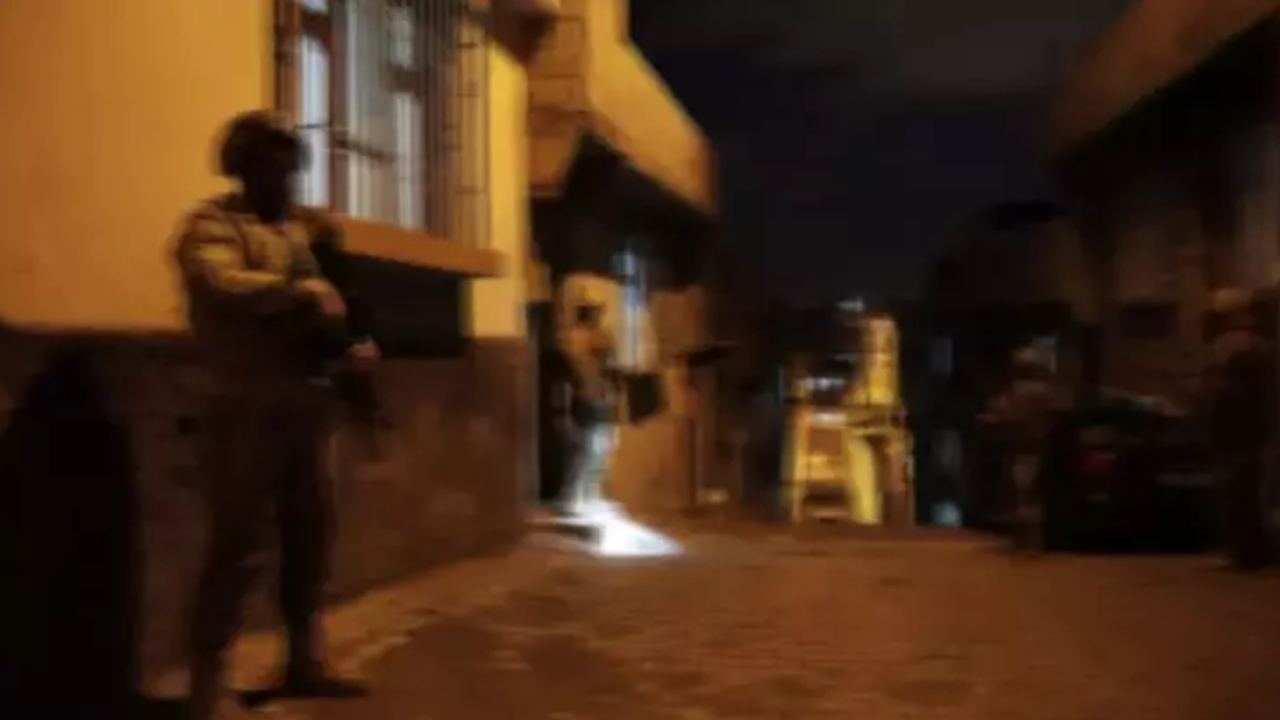 İstanbul'da Çin İstihbaratına bilgi toplayan 6 kişi yakalandı!