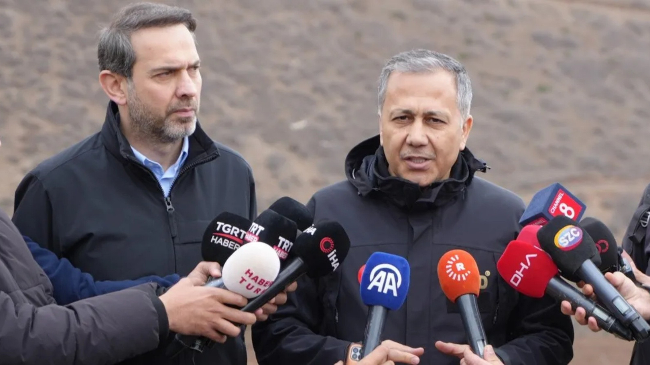 Bakan Yerlikaya duyurdu: Erzincan maden sahasında güvenli çalışma imkanı sağlanıncaya kadar arama faaliyetlerine ara veriyoruz