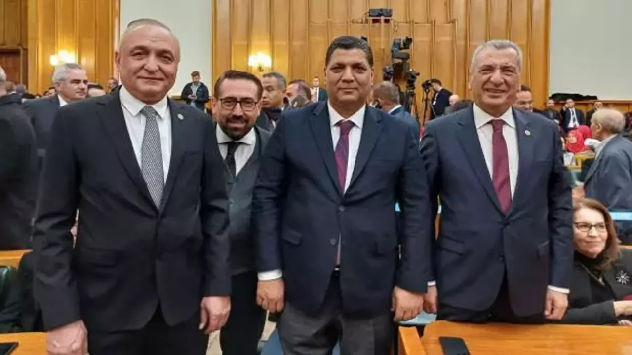 CHP'de istifa şoku: Gaziantep İl Başkanı Reis Reisoğlu ve yönetim kurulu istifa etti!
