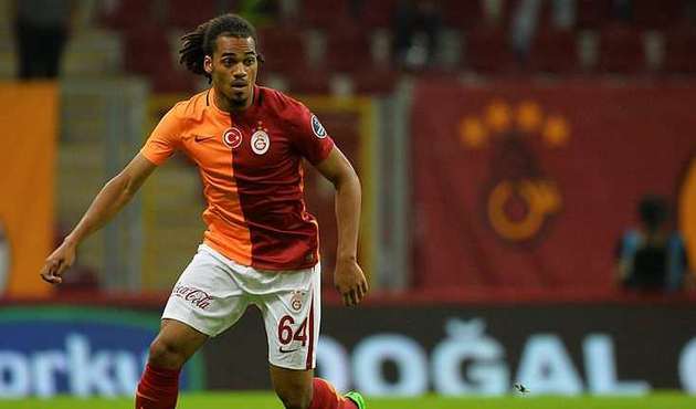 Denayer yeniden Galatasaray'da!