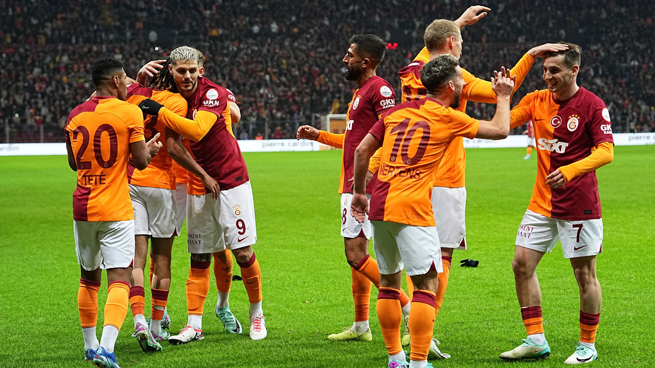 Galatasaray'ın Sparta Prag maçı kamp kadrosu belli oldu