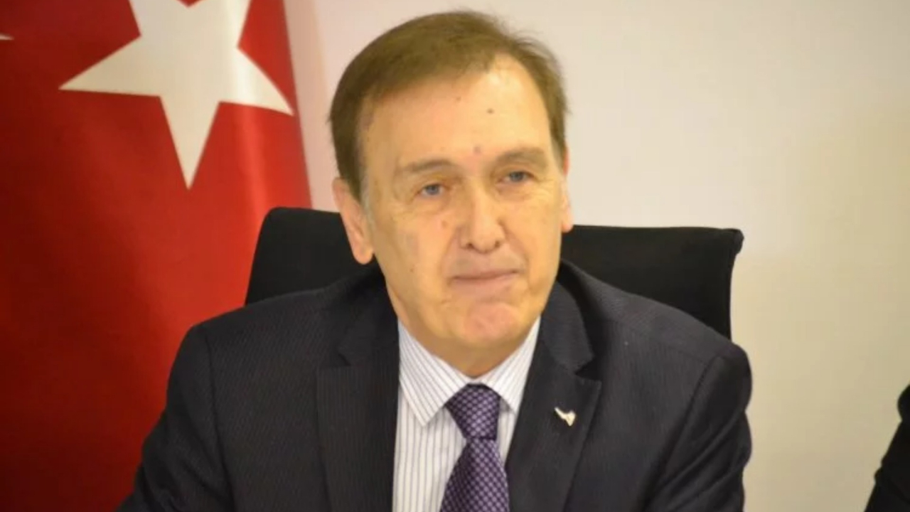 CHP Edirne Belediye Başkan Adayı Şükrü Ciravoğlu, adaylıktan çekildi