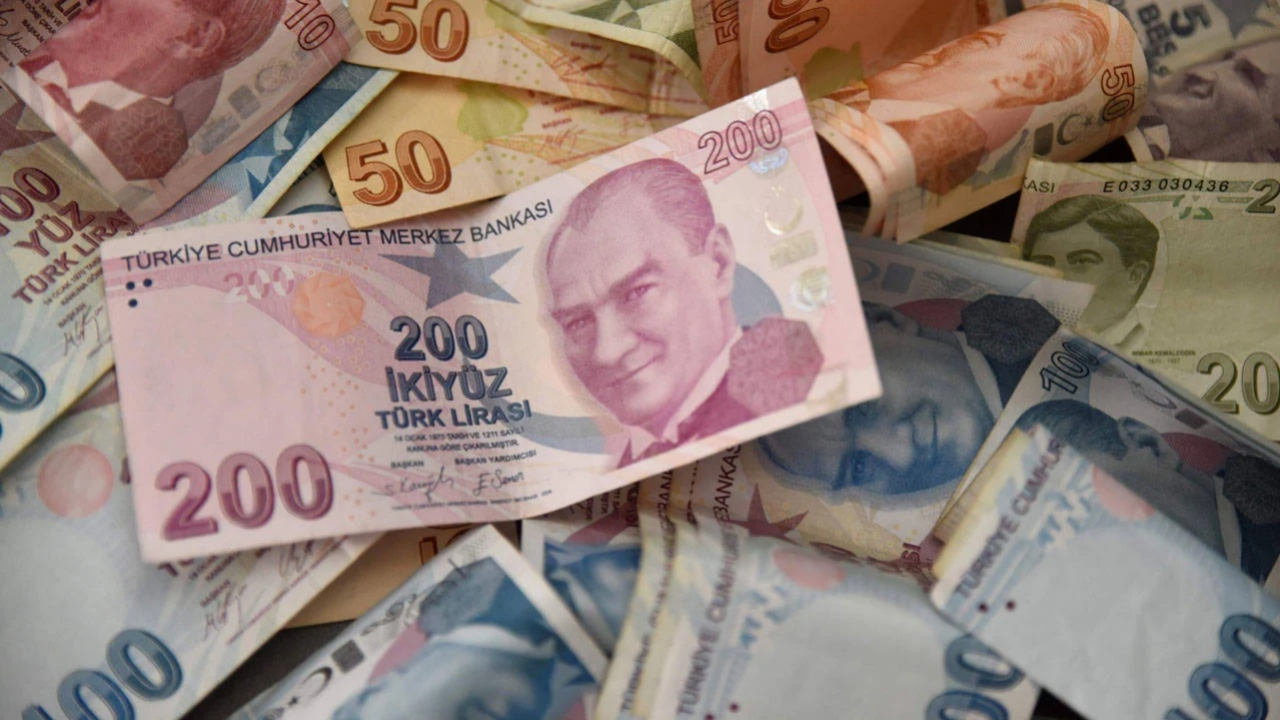 TL’de reel anlamda değerlenme bekleniyor