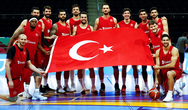 12 Dev Adam'ın EuroBasket kadrosu belli oldu!