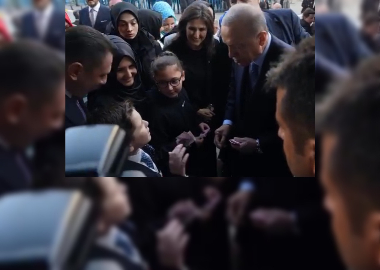 Cumhurbaşkanı Erdoğan'ın çocuklarla sohbeti gülümsetti: 2012'liler de sizin arkanızda, merak etmeyin