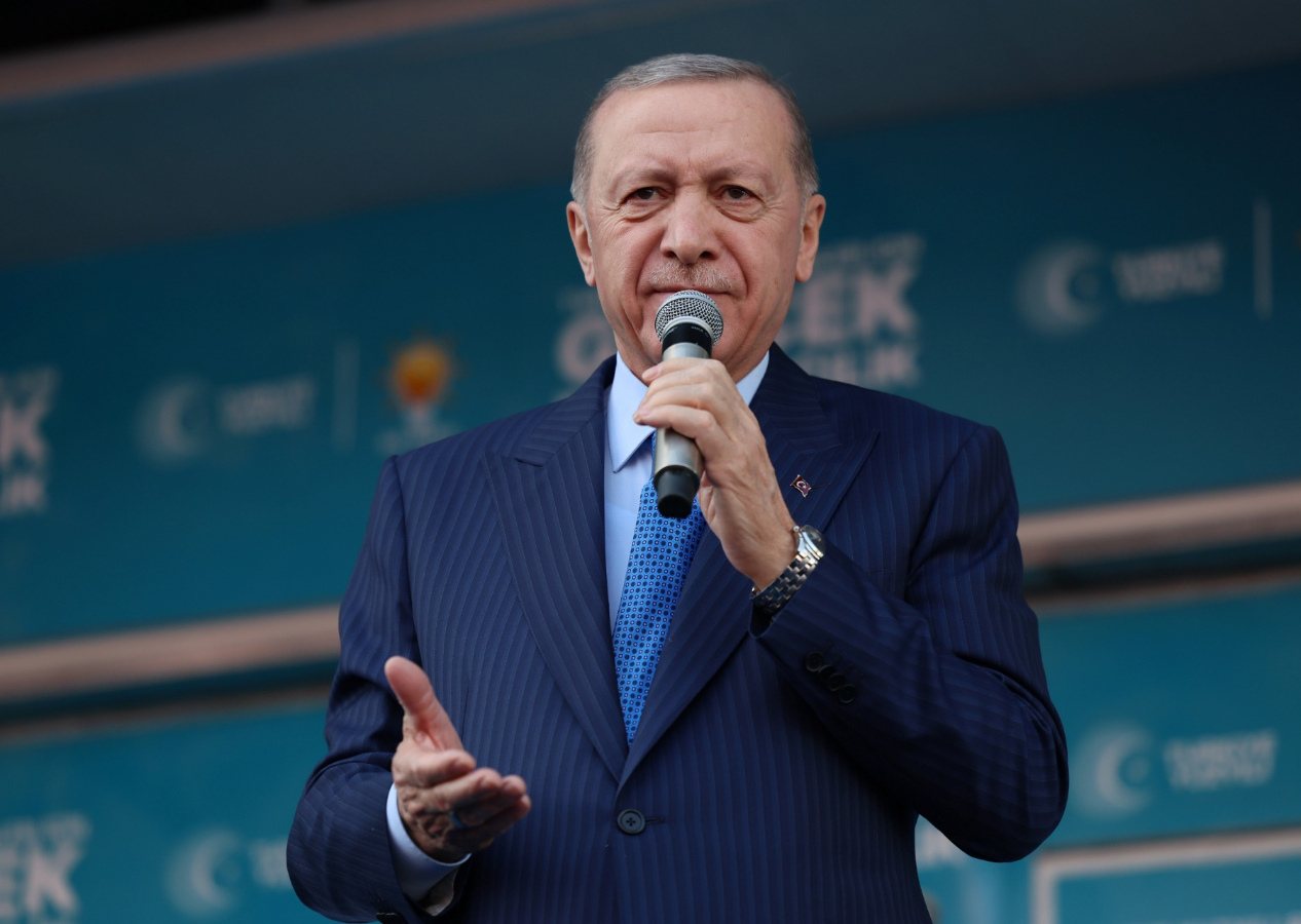 Cumhurbaşkanı Erdoğan: "Savunma sanayiinde destan yazıyoruz. Uçak gemimizin bir üst segmentini yapacağız"