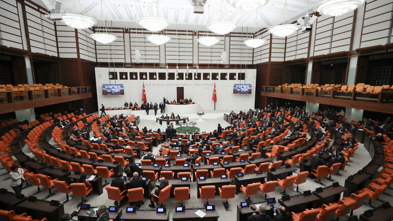 TBMM tatile gidiyor! Seçim öncesi son mesai: 8. Yargı Paketi