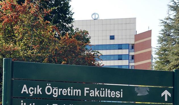 Açıköğretim'de yabancı dilde eğitim dönemi!
