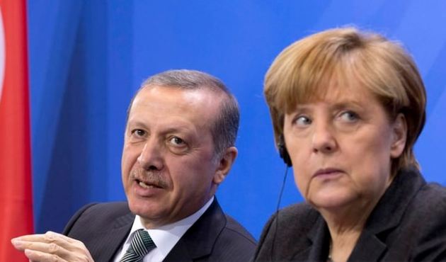 "Erdoğan'a karşı olduğunu beyan etmezsen kovulursun"