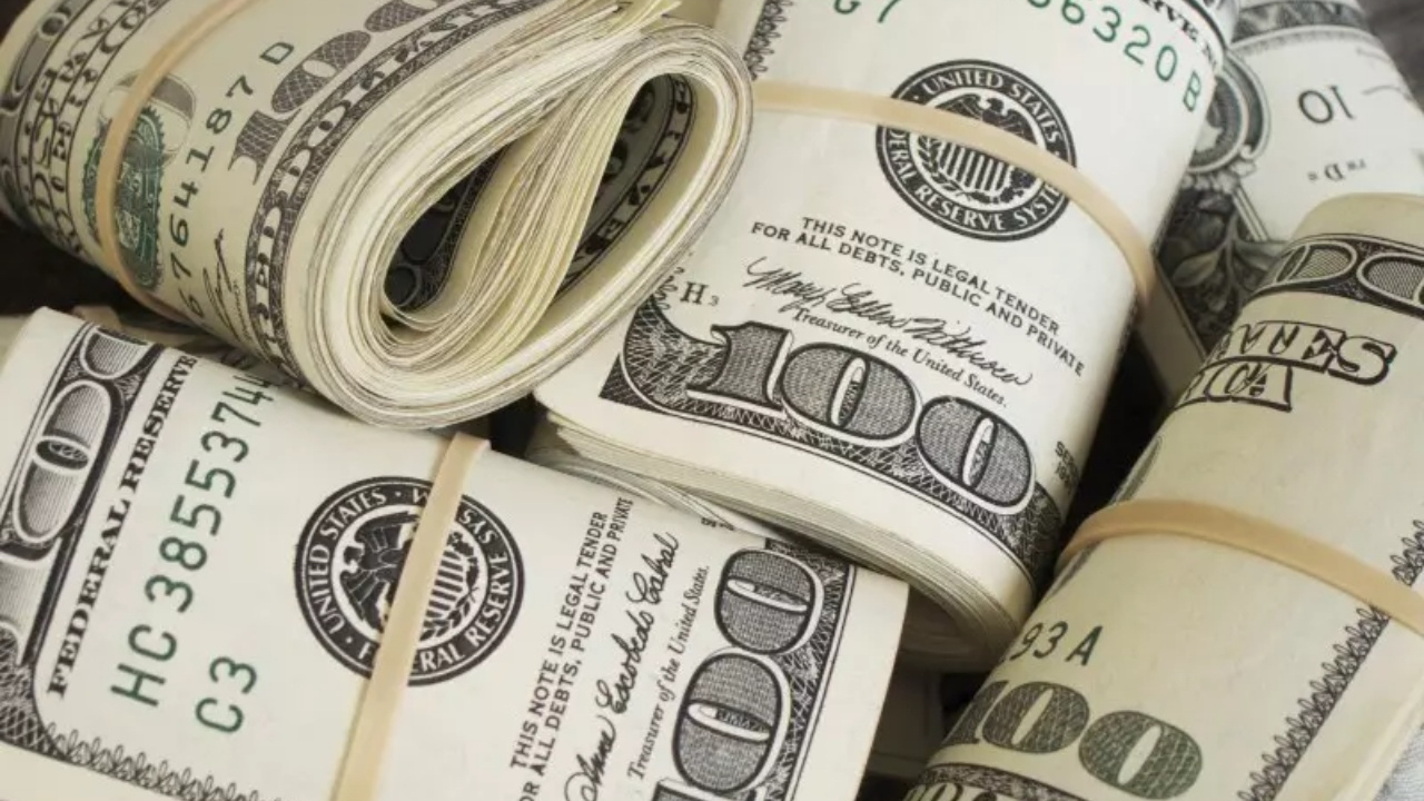 20 ekonomist katıldı! İşte en son dolar ve enflasyon tahminleri