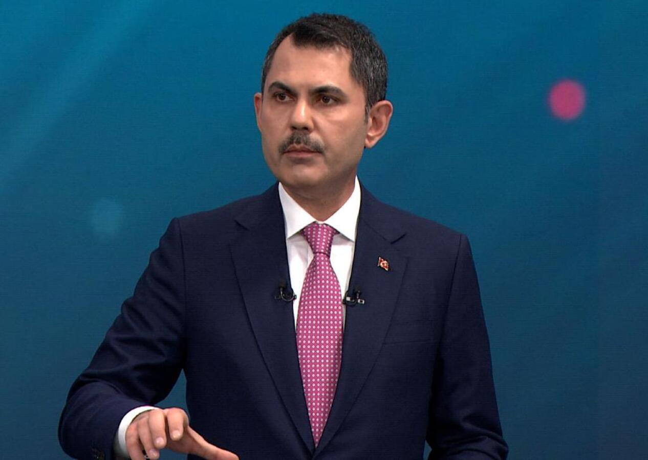 Murat Kurum ''Metro Fatihi'' ilan edilen Ekrem İmamoğlu'nun maskesini düşürdü!