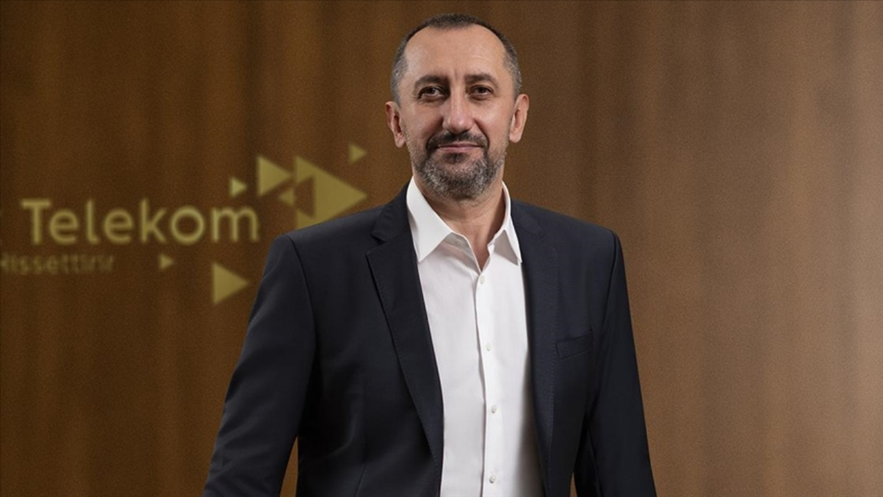 Türk Telekom CEO'su Ünal:  Teknoloji ihracatında söz sahibi olma hedefine biz liderlik ediyoruz