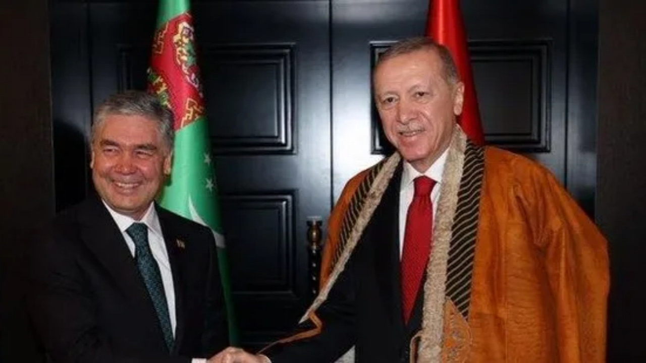Cumhurbaşkanı Erdoğan, Türkmenistan Milli Lideri Berdimuhamedov ile görüştü